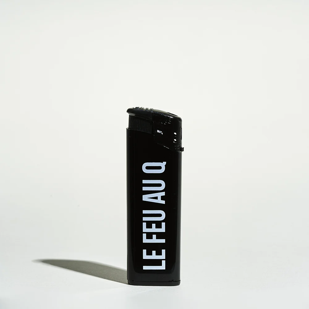 Briquet "Le feu au Q"