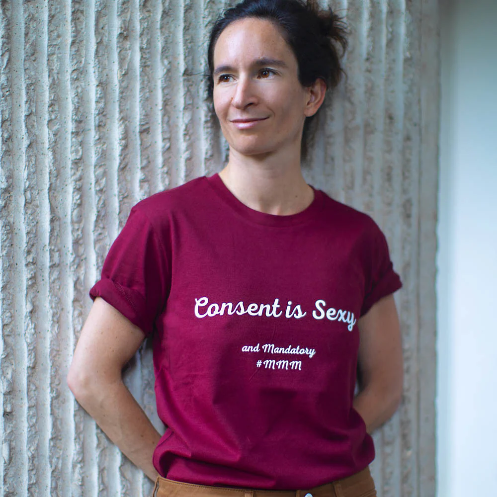 T-Shirt Bordeaux Consent is Sexy - Image 5